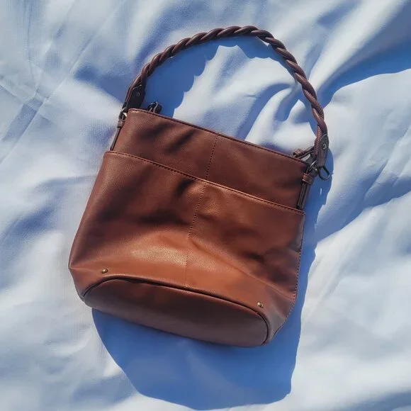 Bucket Handbag‎ - Picture 2 of 5